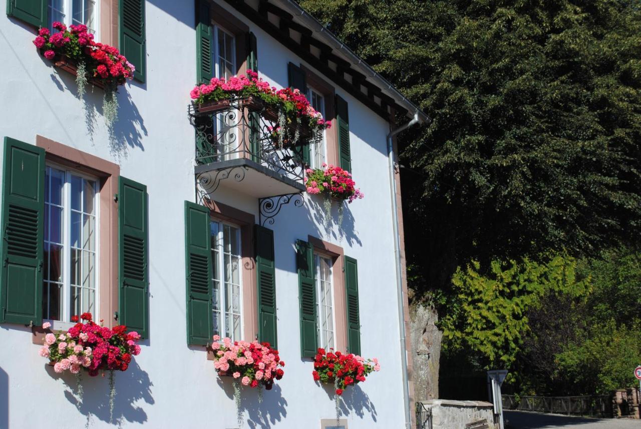 ル・ホーヴァルト La Vieille Eglise Bed & Breakfast エクステリア 写真